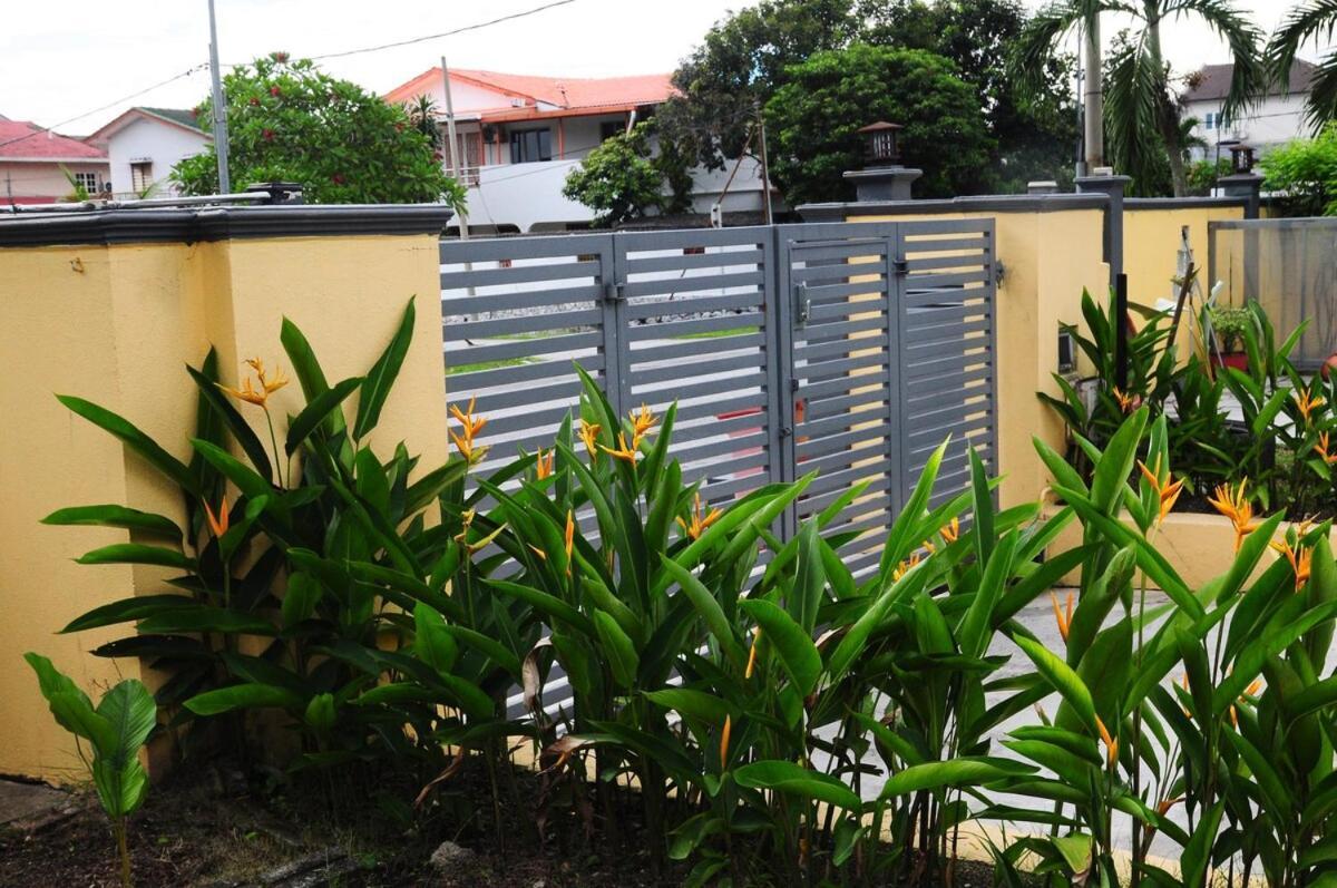 Grayhaus Spacious Bungalow & Garden Villa - Ss3 Petaling Jaya, Near Sunway - Stay Only No Events Экстерьер фото