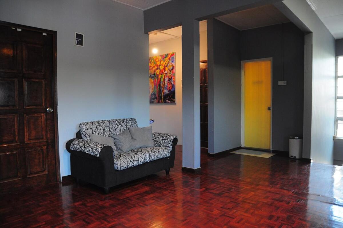 Grayhaus Spacious Bungalow & Garden Villa - Ss3 Petaling Jaya, Near Sunway - Stay Only No Events Экстерьер фото