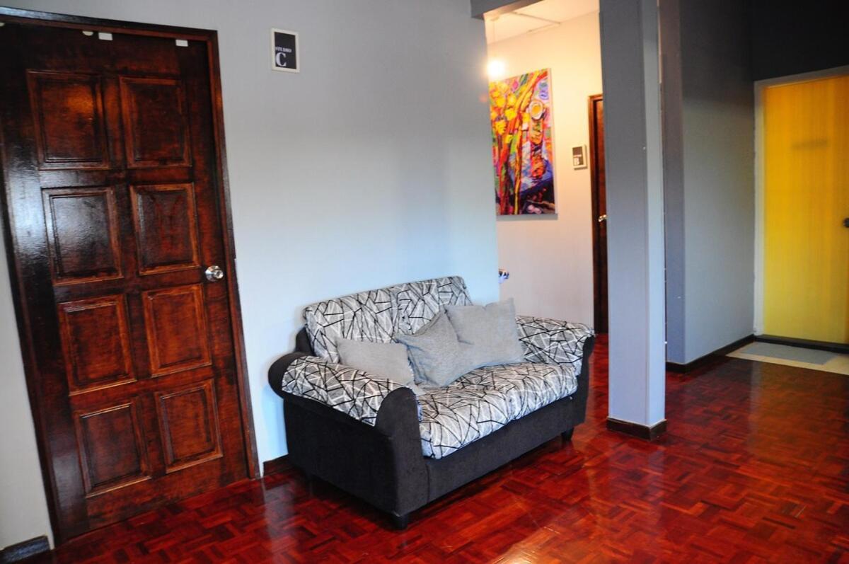 Grayhaus Spacious Bungalow & Garden Villa - Ss3 Petaling Jaya, Near Sunway - Stay Only No Events Экстерьер фото